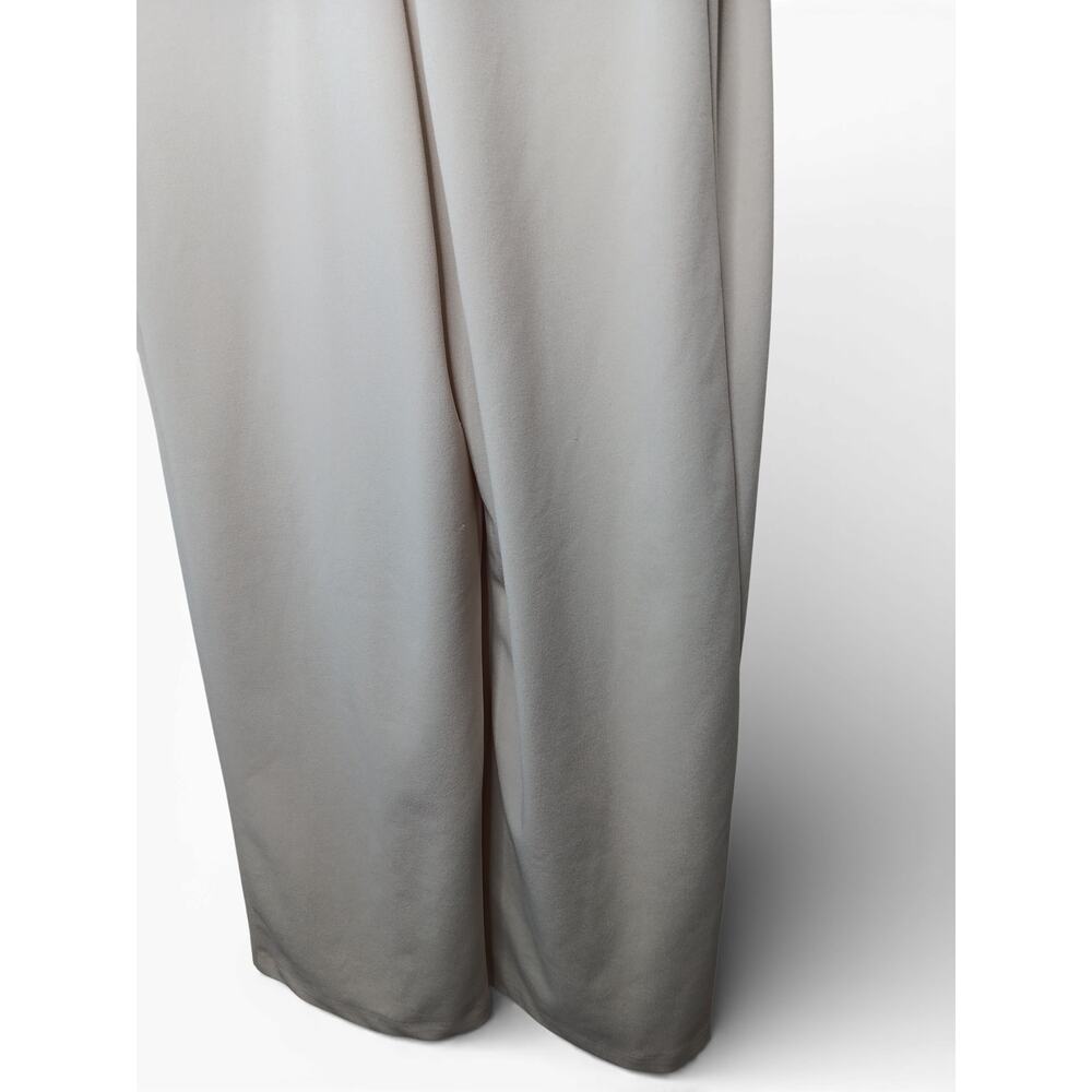 Amarilis Beige Wide Leg Jumpsuit Sleeveless V Neck Elegant Dressy Size M - Picture 5 of 14